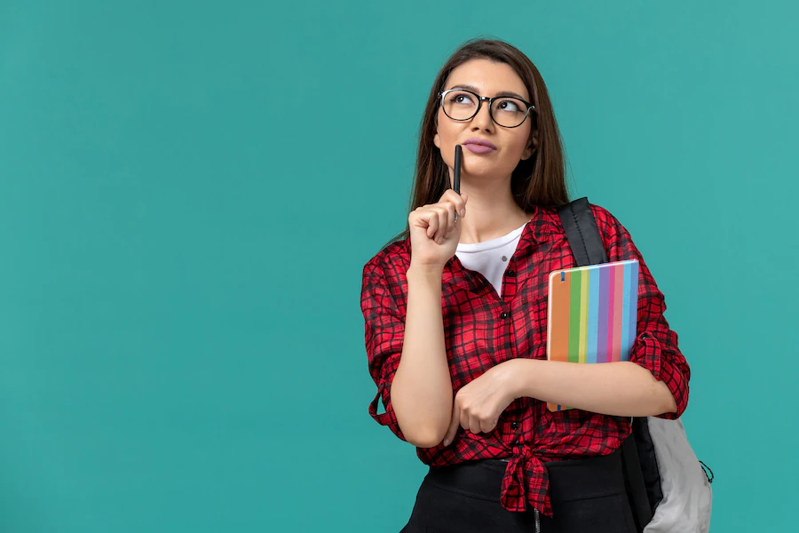 Come scrivere un abstract efficace per la tua tesi di laurea.